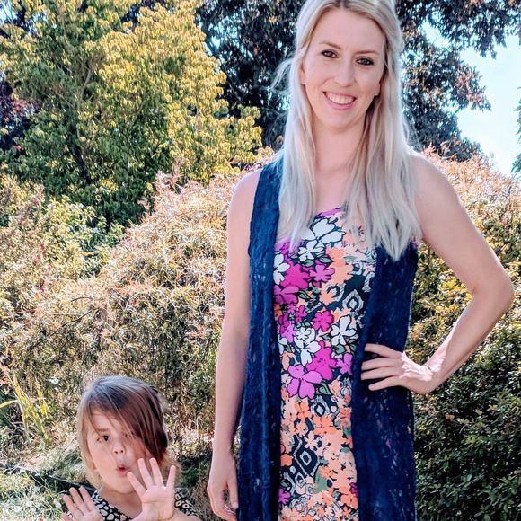 Meet your Posher, Monica - Picture 1 of 1